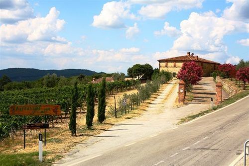 Amina, Winery&hiking Agroturismo *